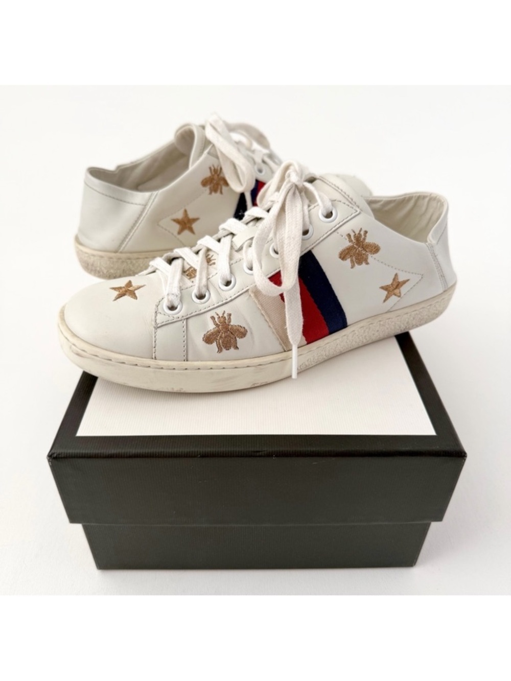 GUCCI || Ace White Leather Embroidered Bee Star Sneakers Collapsible Heel EU 36